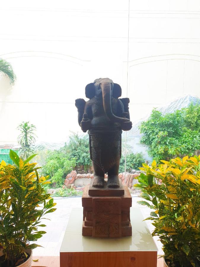 Green Ant Hotel Nha Trang Exterior photo